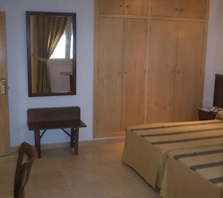 Tio Felipe Hotel 2*